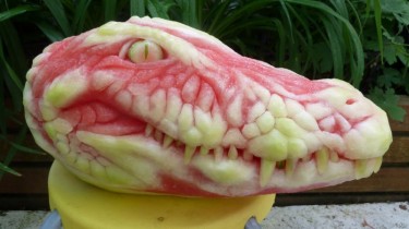 Alligator Watermelon Carving