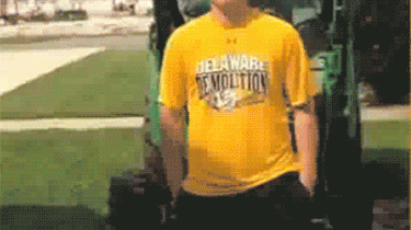 Ice Bucket Challenge Fail Results in Guy Getting His Neck Crushed