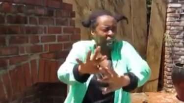 Woman Loses Her Weave In This Ice Bucket Challenge Fail