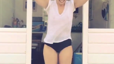 daisy lowe ice bucket challenge
