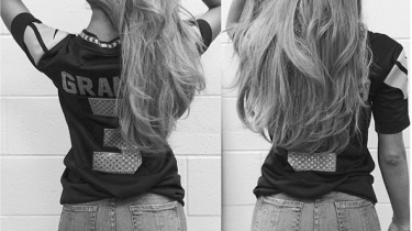 Ariana Grande Shows Off Her Ass in a Russel Wilson Jersey Donning Her Name