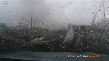 tornado in russia caught on dashcam